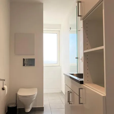 Bright 2-bedroom In Kolding With 4 Single Beds, Apartmán *